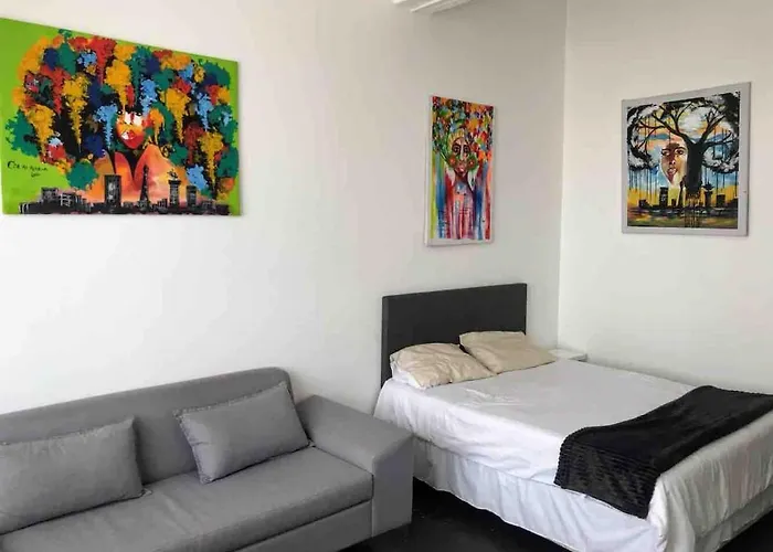 Trendy Art Studio Apartment,Maboneng Joburg