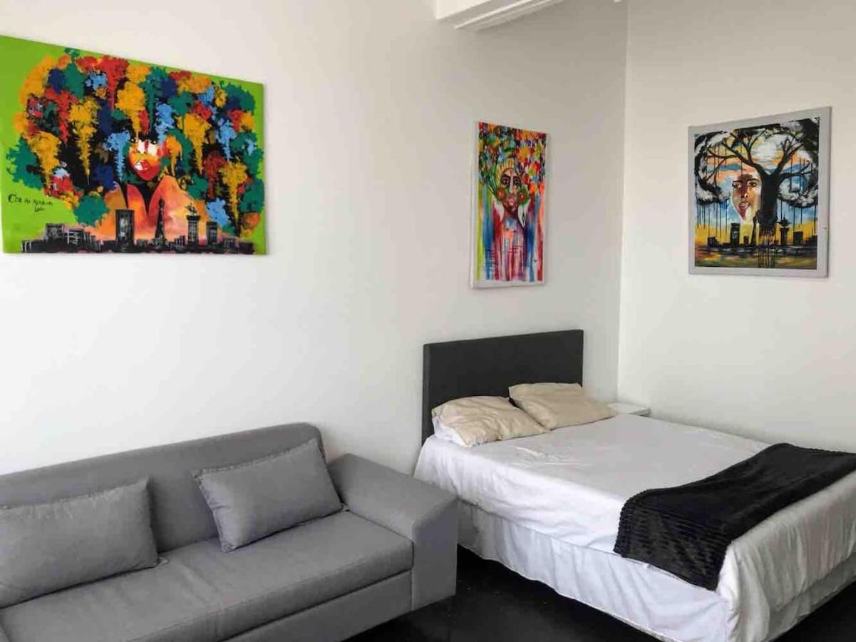 Trendy Art Apartment,maboneng Joburg Joanesburgo