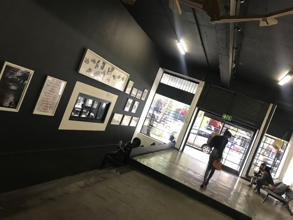 Trendy Art Apartment,maboneng Joburg *